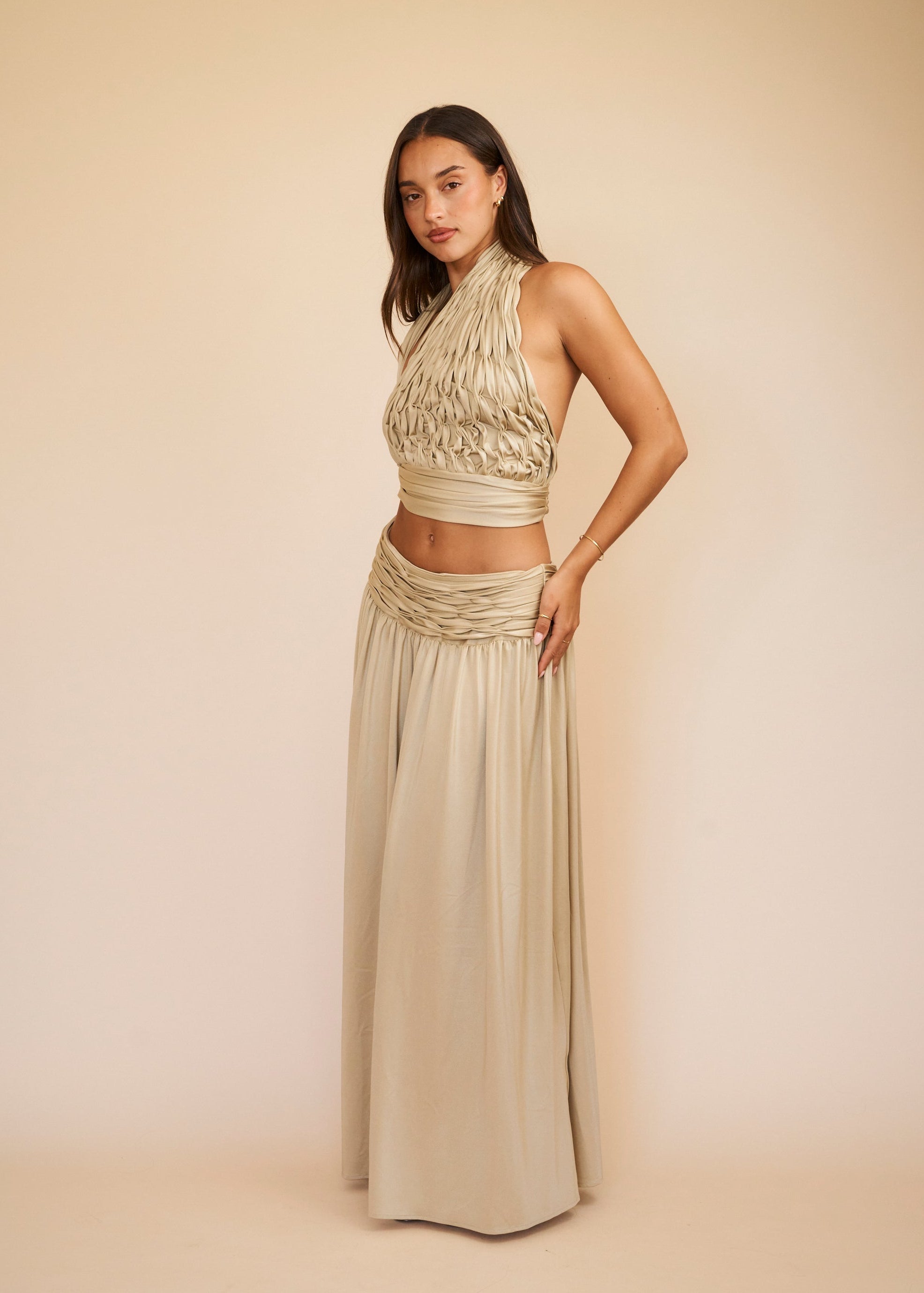 Halter top gold with maxi skirt