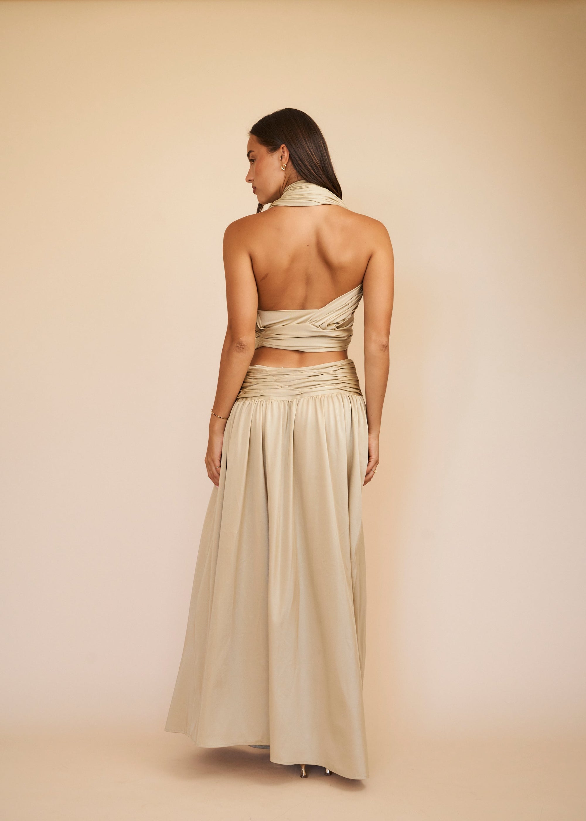 Gold backless maxi skirt set with detailed waist 