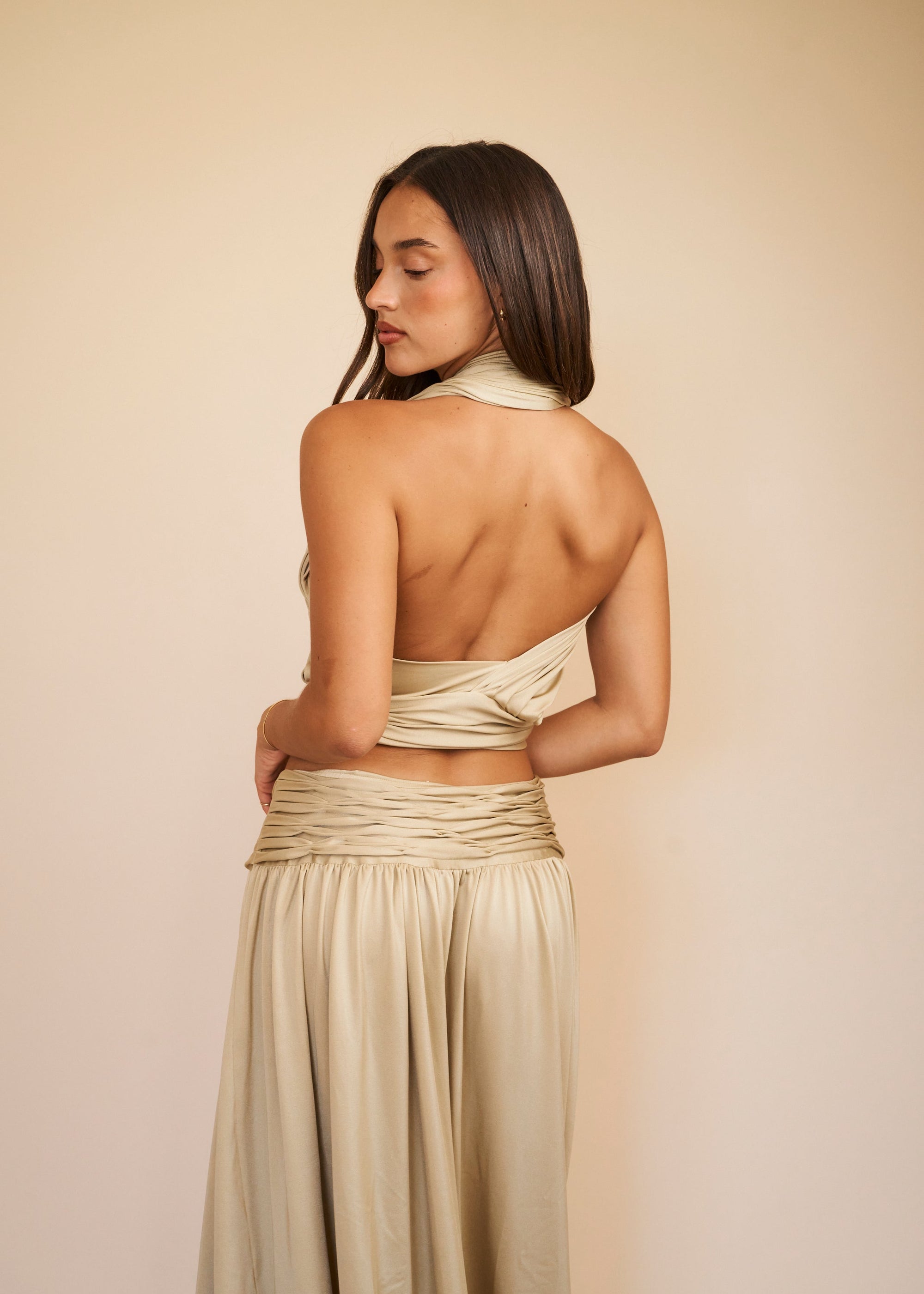 Backless halter top 